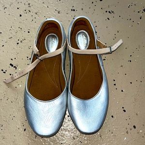 Silver Flats for Women with Buckle